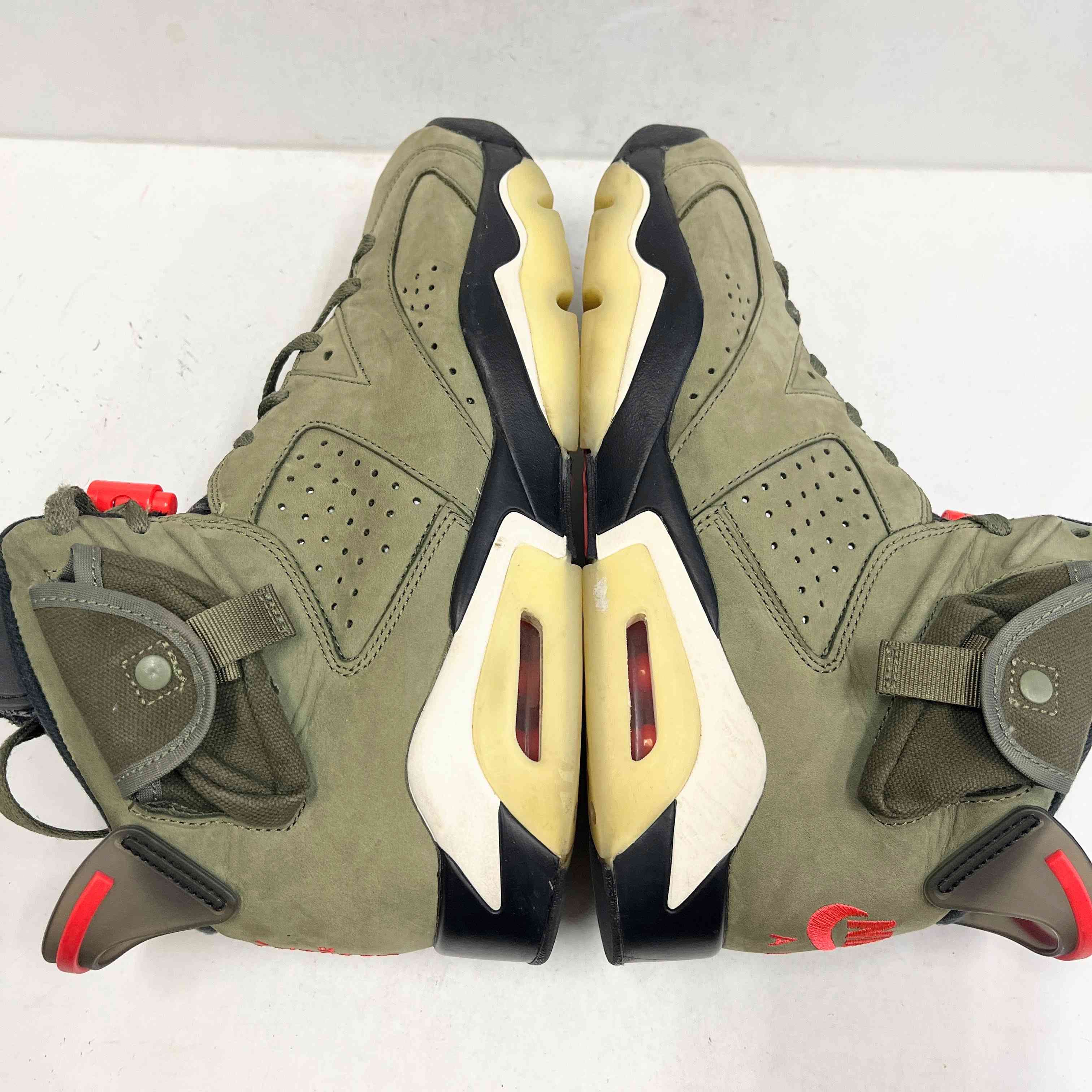 【US10】 AIR JORDAN 6 RETRO SP TRAVIS SCOTT CN1084-200 【USED】