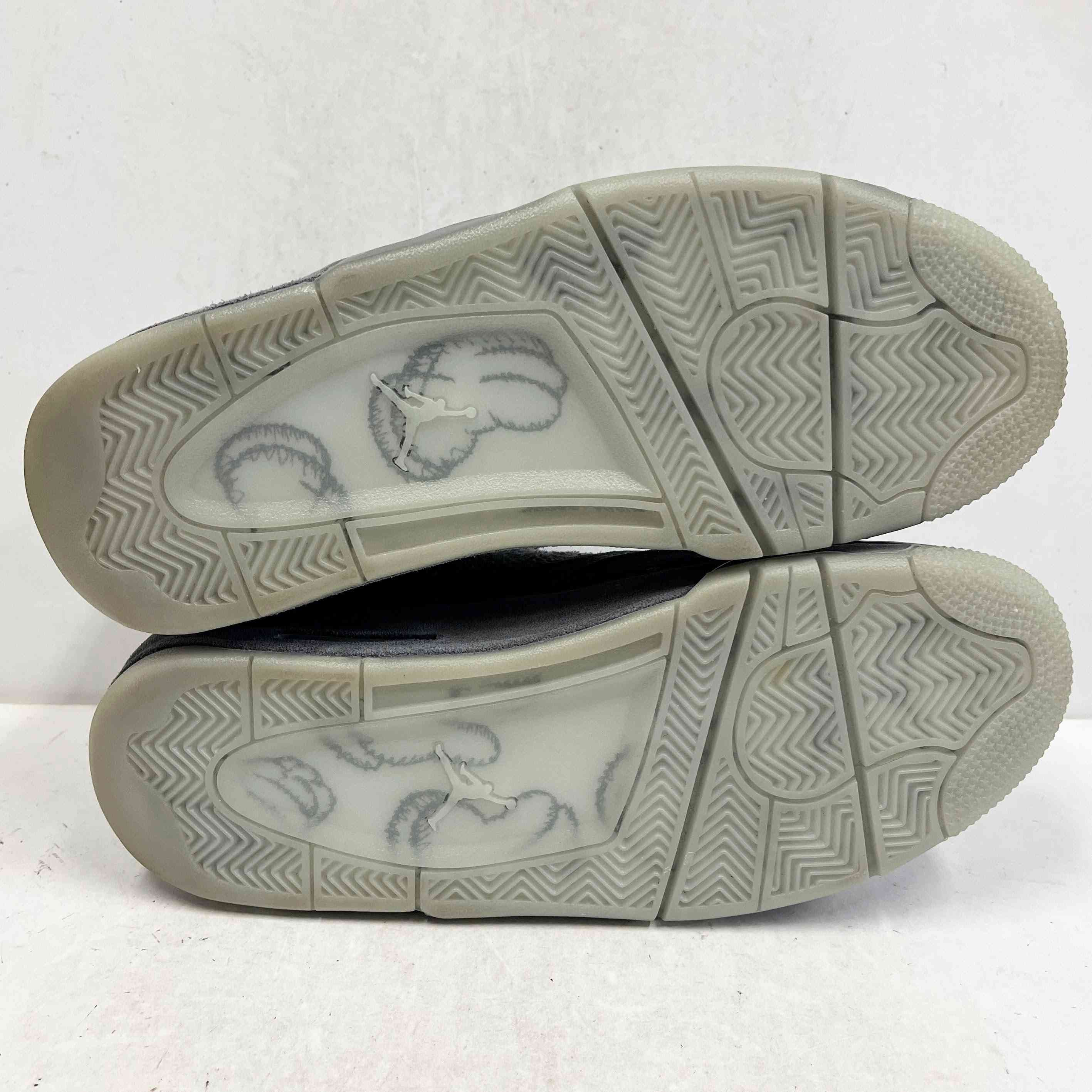 【US10】 AIR JORDAN 4 RETRO KAWS KAWS 930155-003 【USED】