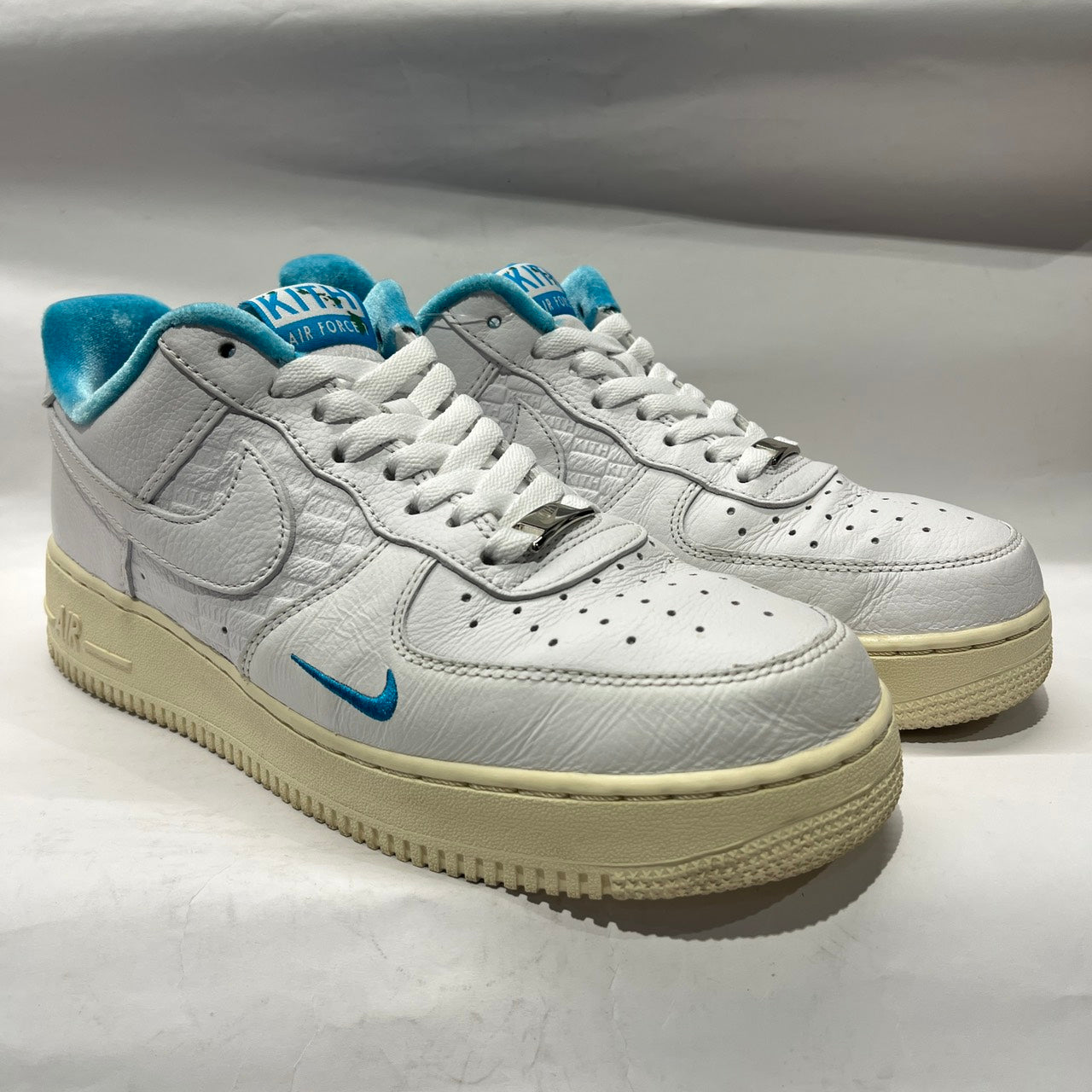 US9】 NIKE AIR FORCE 1 LOW / KITH HAWAII DC9555-100 【USED