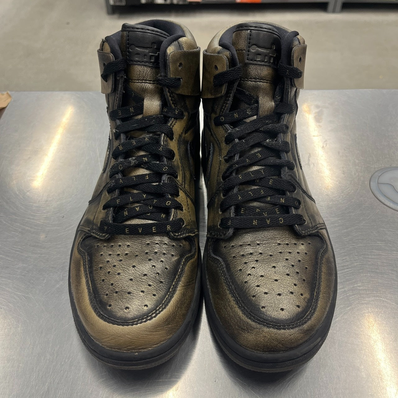 【US10】 AIR JORDAN 1 RET HIGH OG WINGS AA2887-035 【USED】