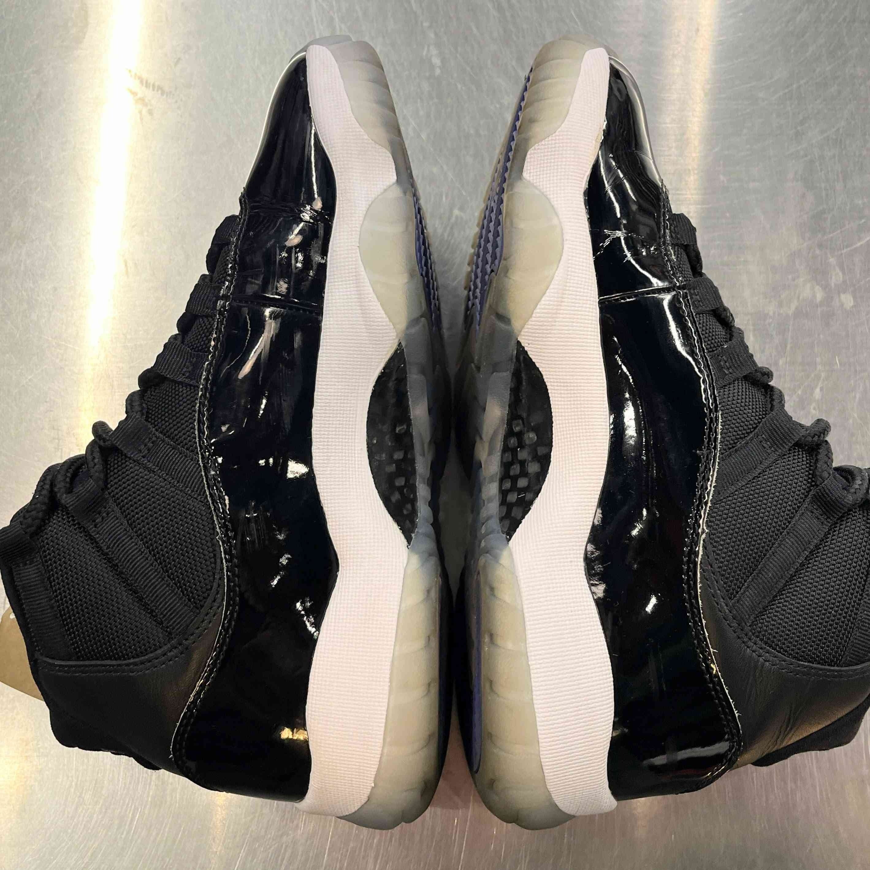 【US7】 AIR JORDAN 11 RETRO Space Jam 378037-003 【USED】
