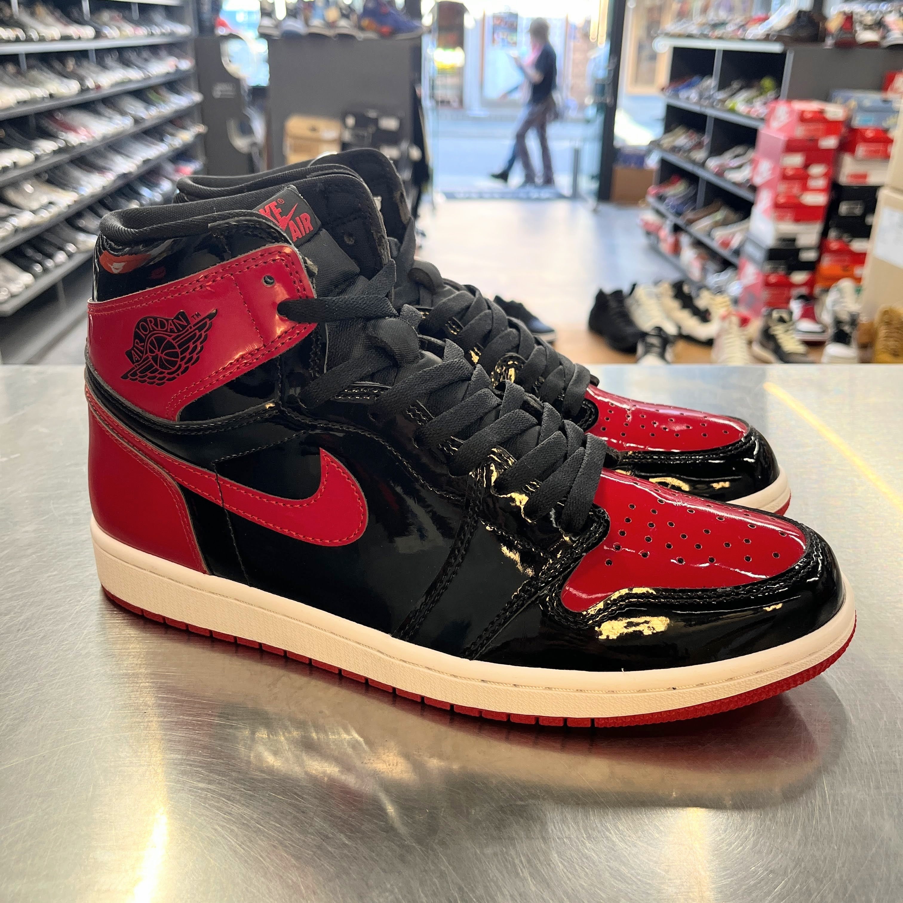 US10.5】 AIR JORDAN 1 RETRO HIGH OG 555088-063 【USED】 | WORM 