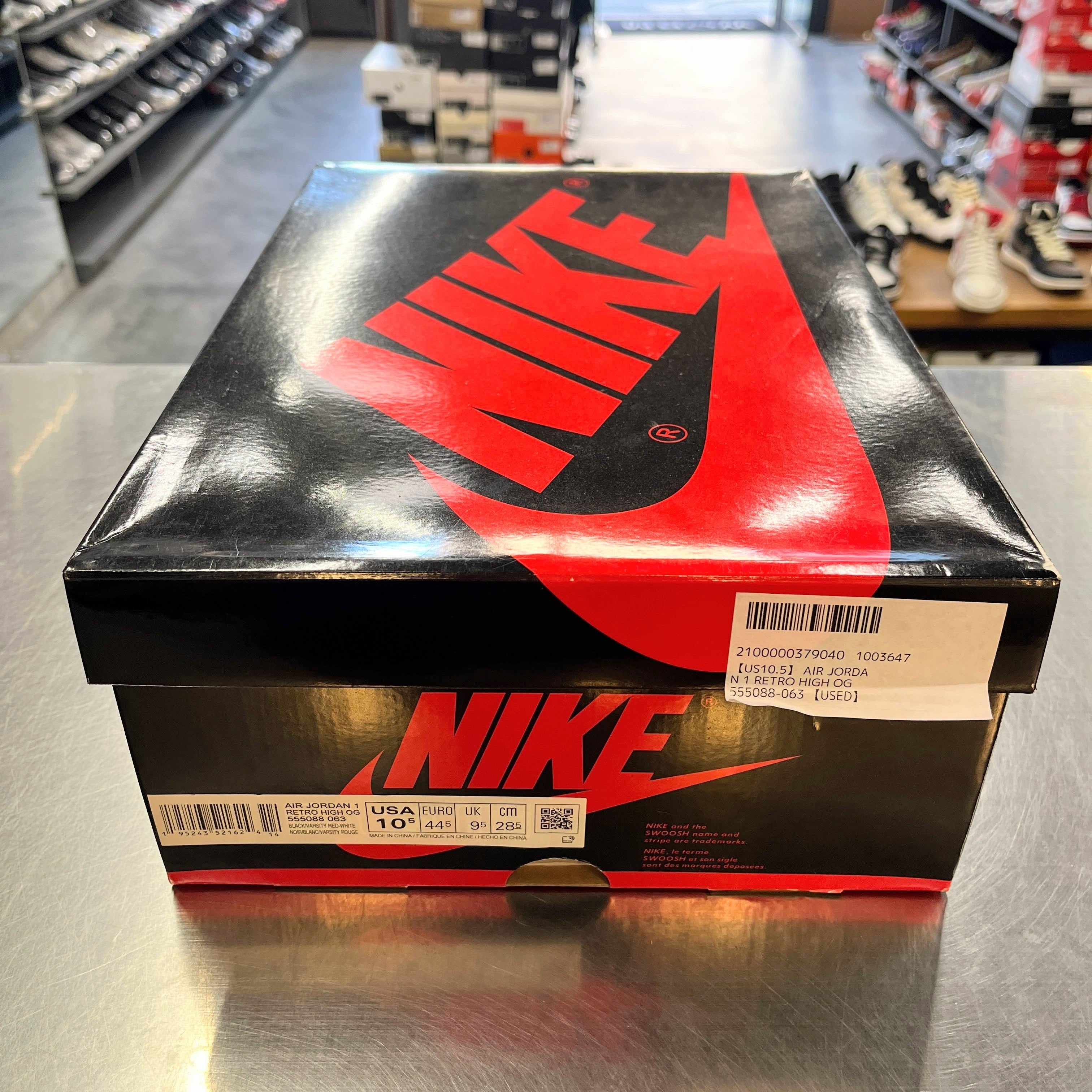 【US10.5】 AIR JORDAN 1 RETRO HIGH OG 555088-063 【USED】