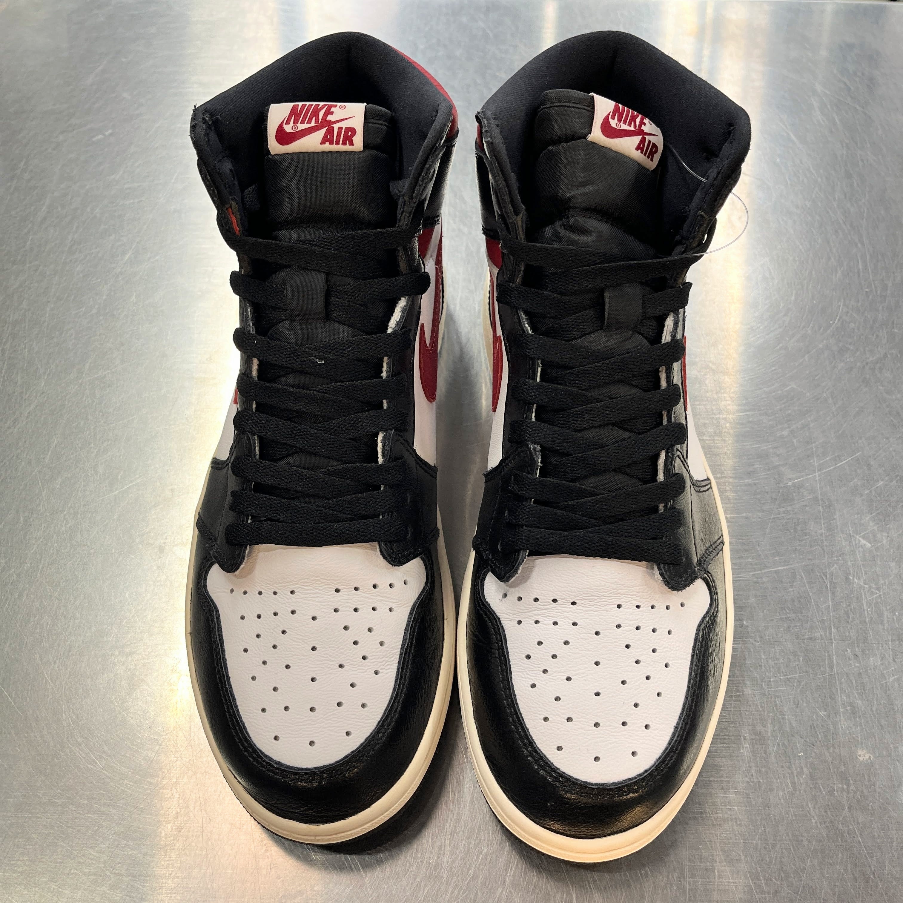 【US11】 AIR JORDAN 1 RETRO HIGH OG 555088-061 【USED】