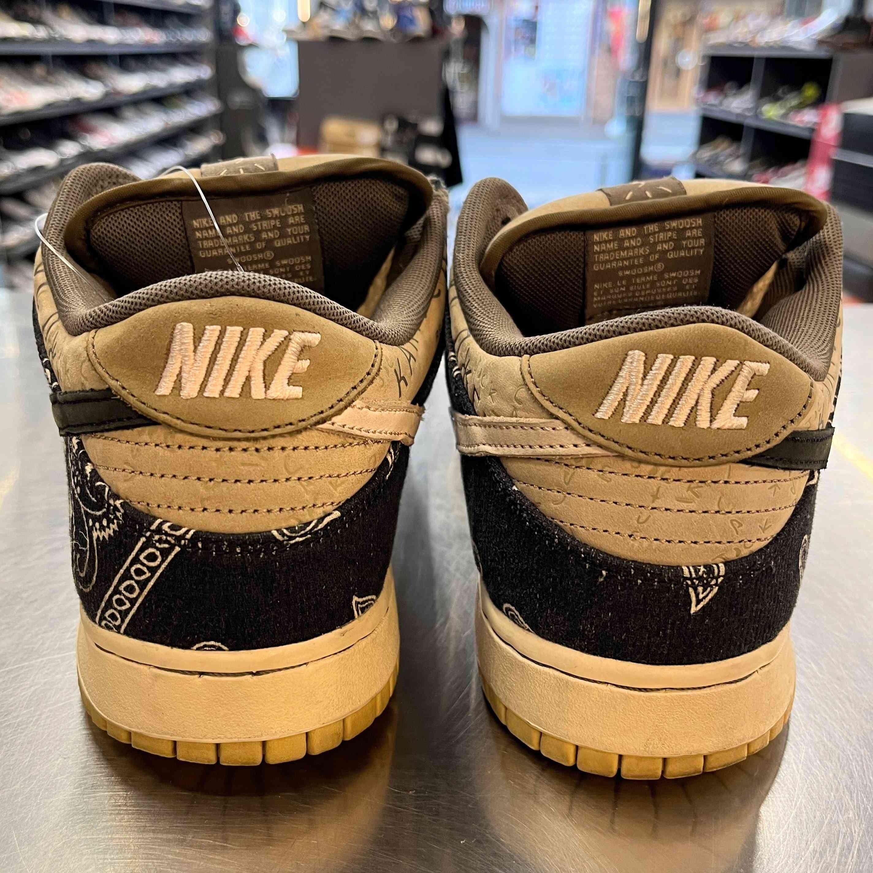 【US10】 NIKE SB SB DUNK LOW TRAVIS SCOTT CT5053-001 【USED】