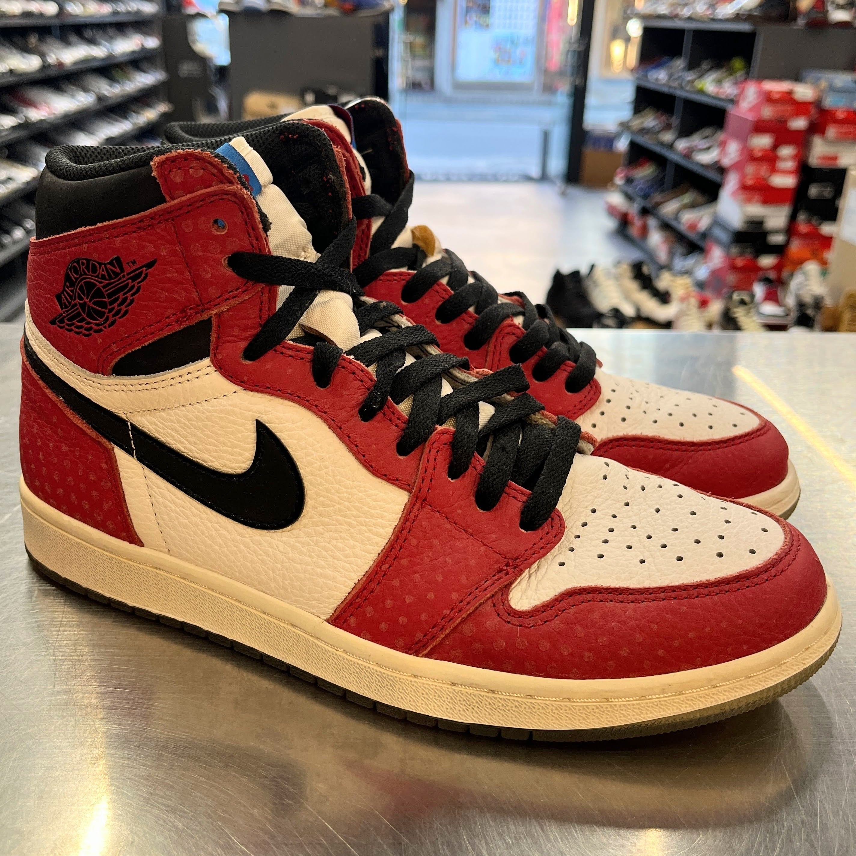 【US9】 AIR JORDAN 1 RETRO HIGH OG Spider-Man Origin Story 555088-602 【USED】