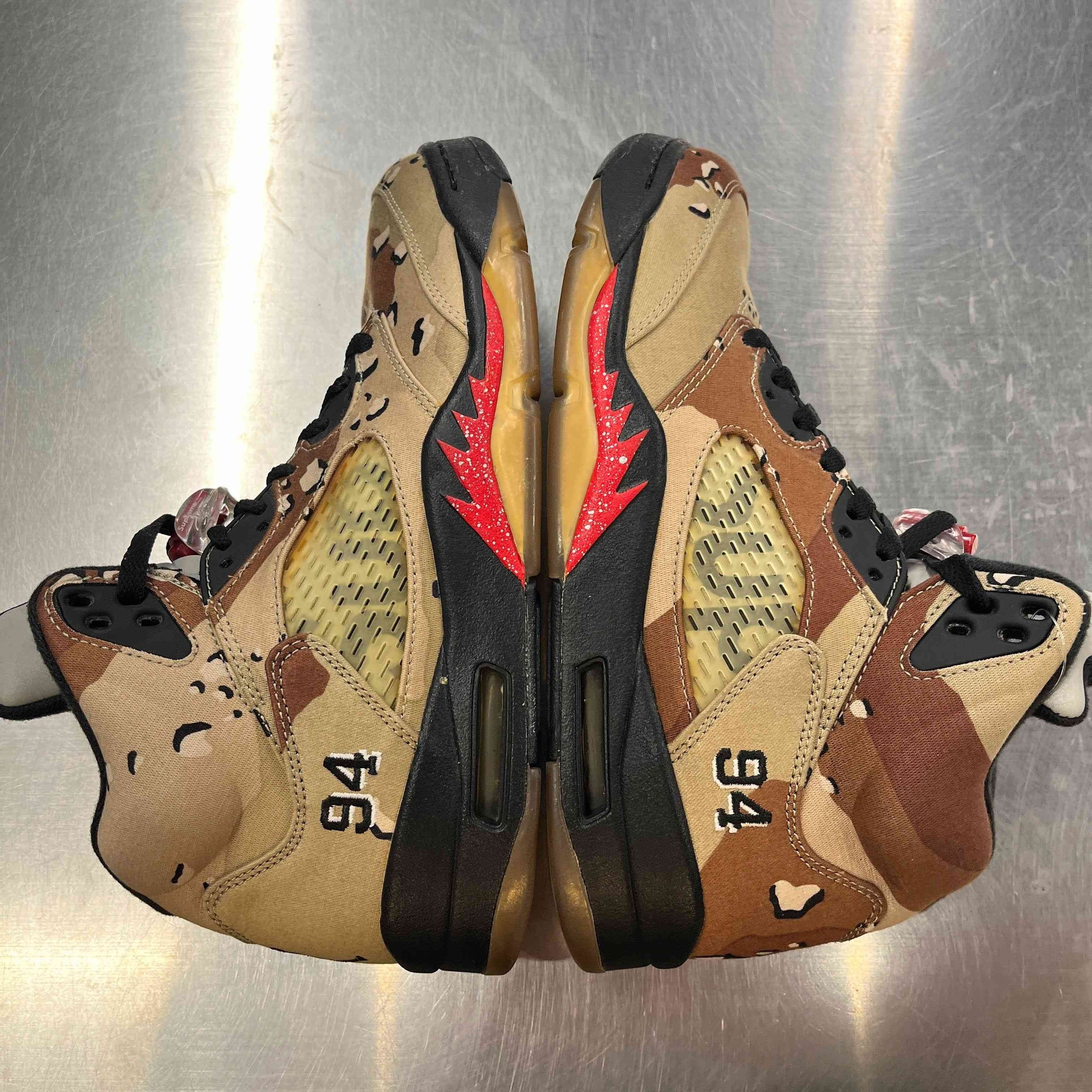【US9】 AIR JORDAN 5 RETRO SUPREME SUPREME 824371-201 【USED】
