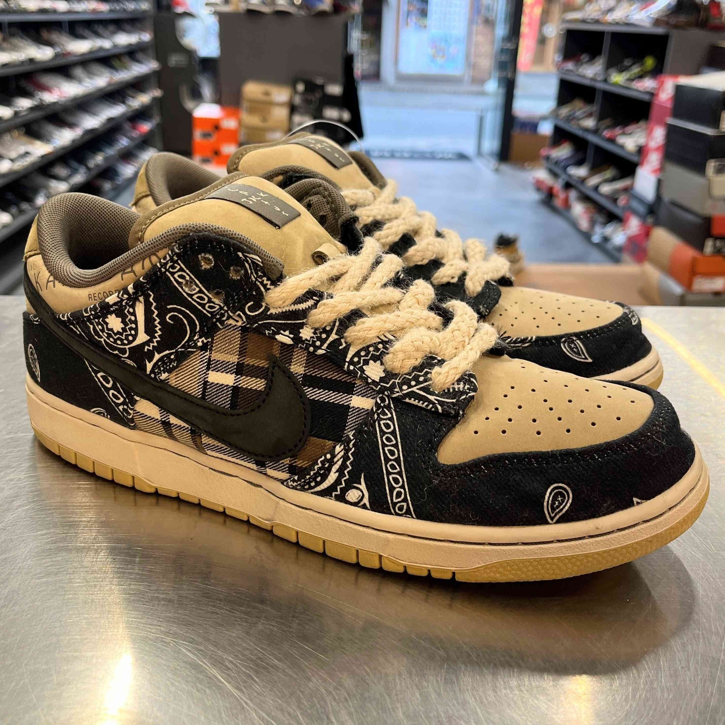 US9.5】 NIKE SB SB DUNK LOW PRM QS TRAVIS SCOTT CT5053-001 【USED