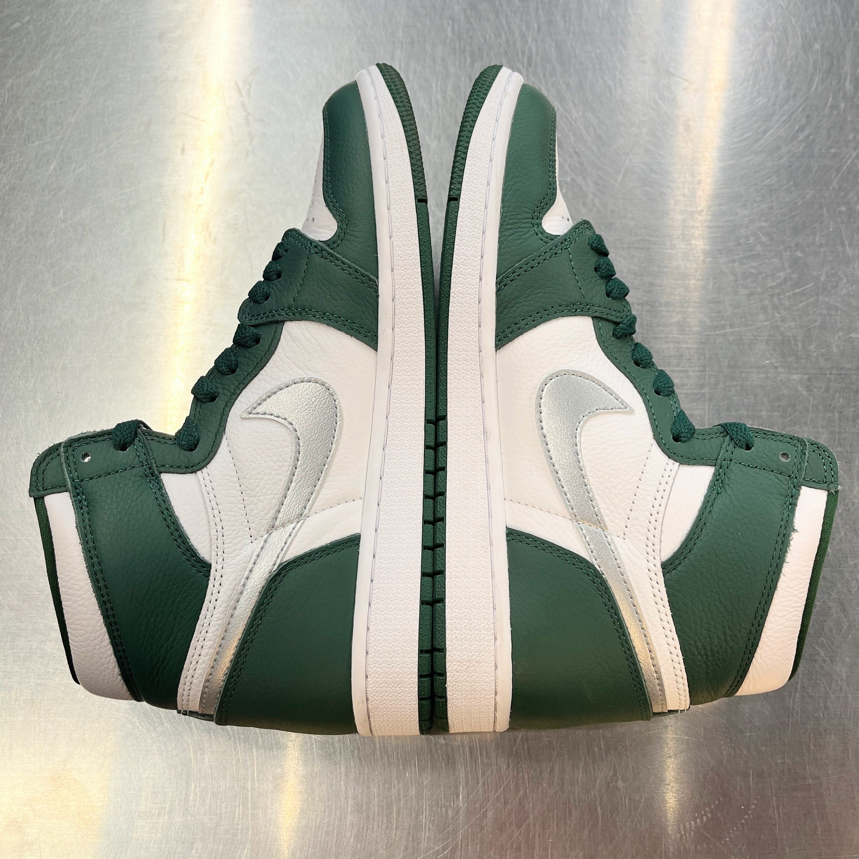 【US9】 AIR JORDAN 1 RETRO HIGH OG DZ5485-303 【USED】