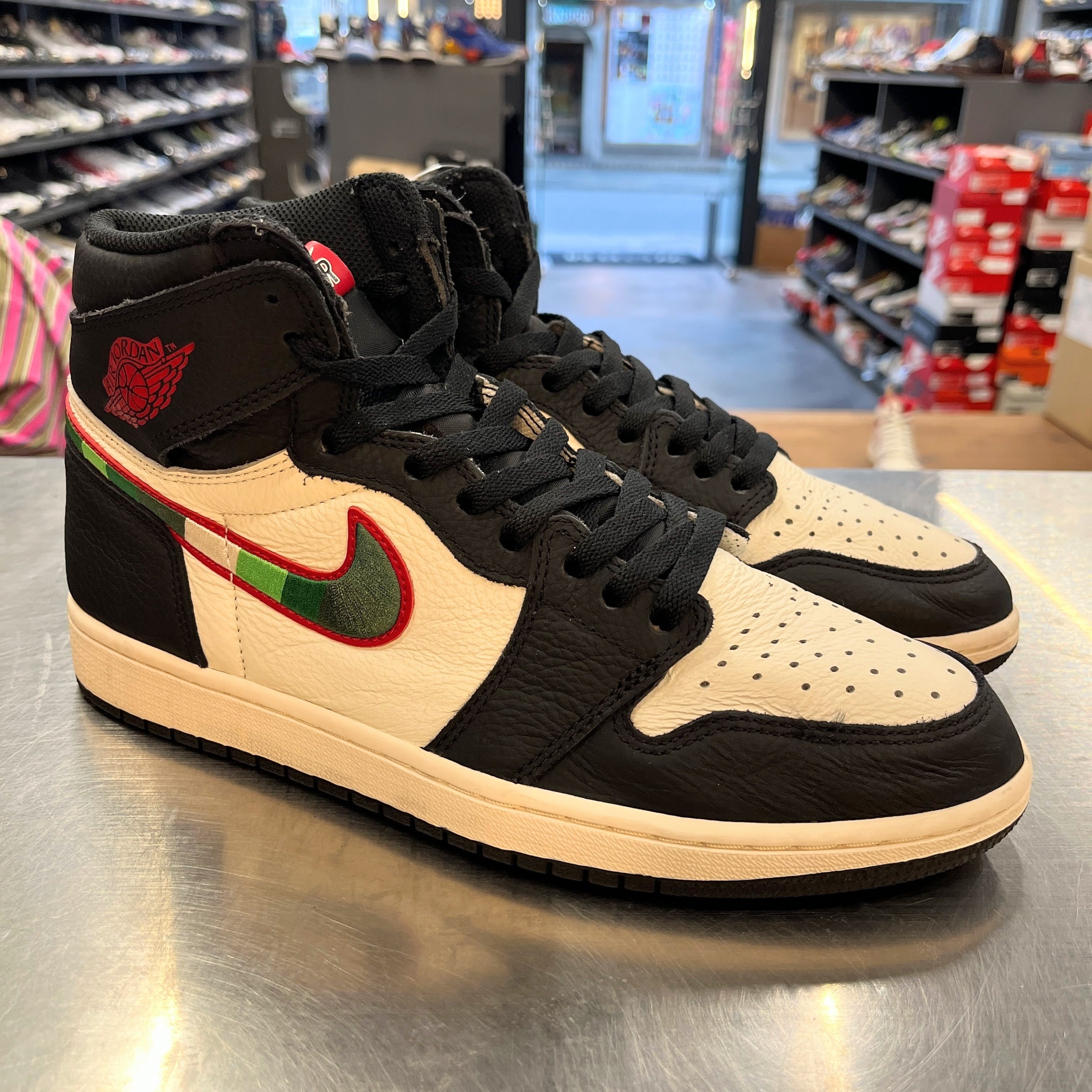 【US10】 AIR JORDAN 1 RETRO HIGH OG 555088-015 【USED】