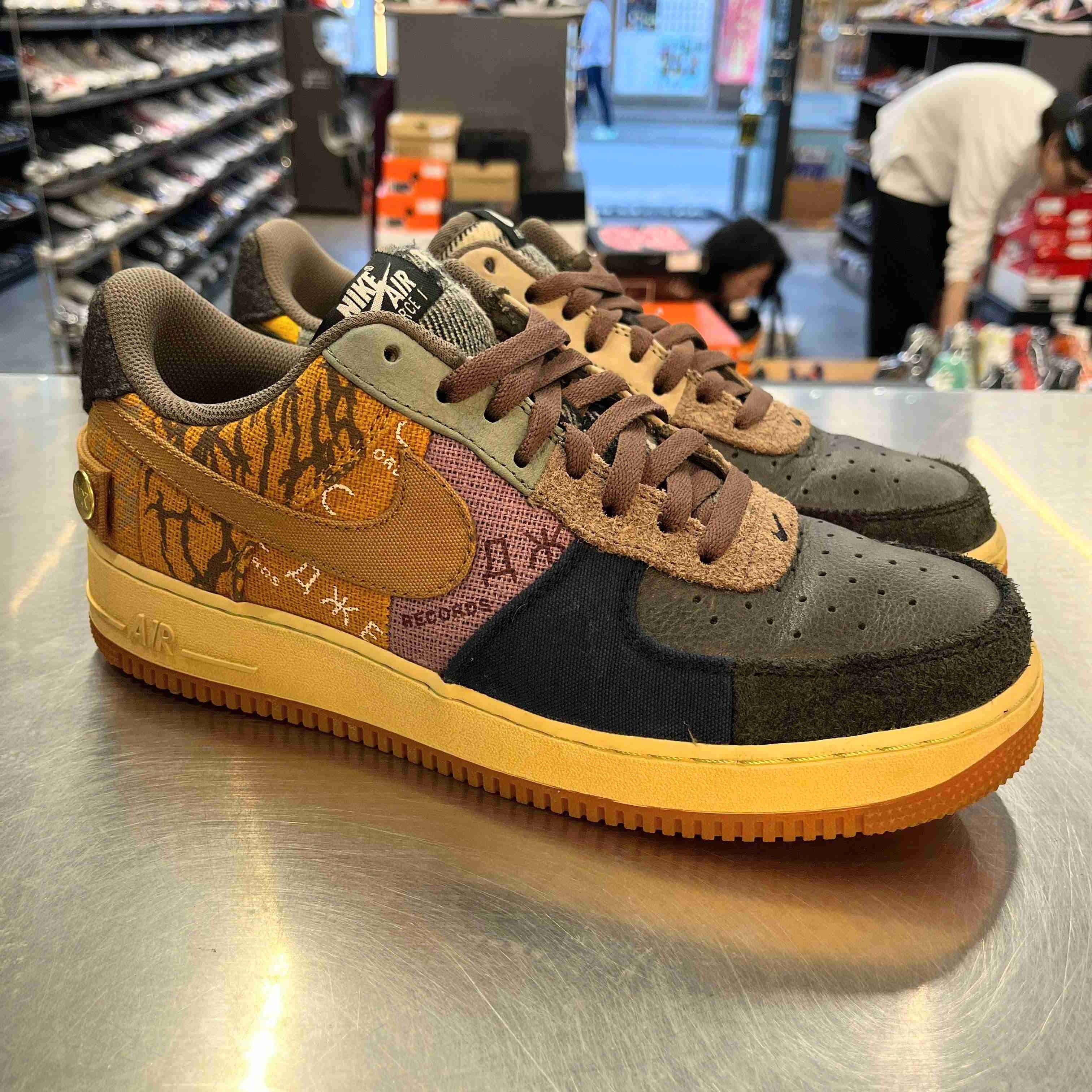 【US10】 AIR FORCE 1 LOW CACTUS JACK CN2405-900 【USED】