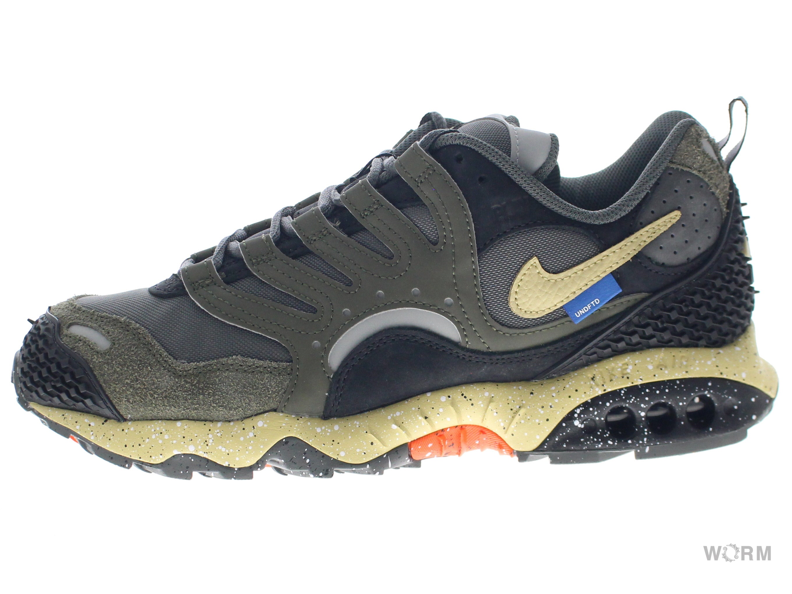 【US9】 NIKE AIR TERRA HUMARA UNDEFEATED FN7546-300 【DS】