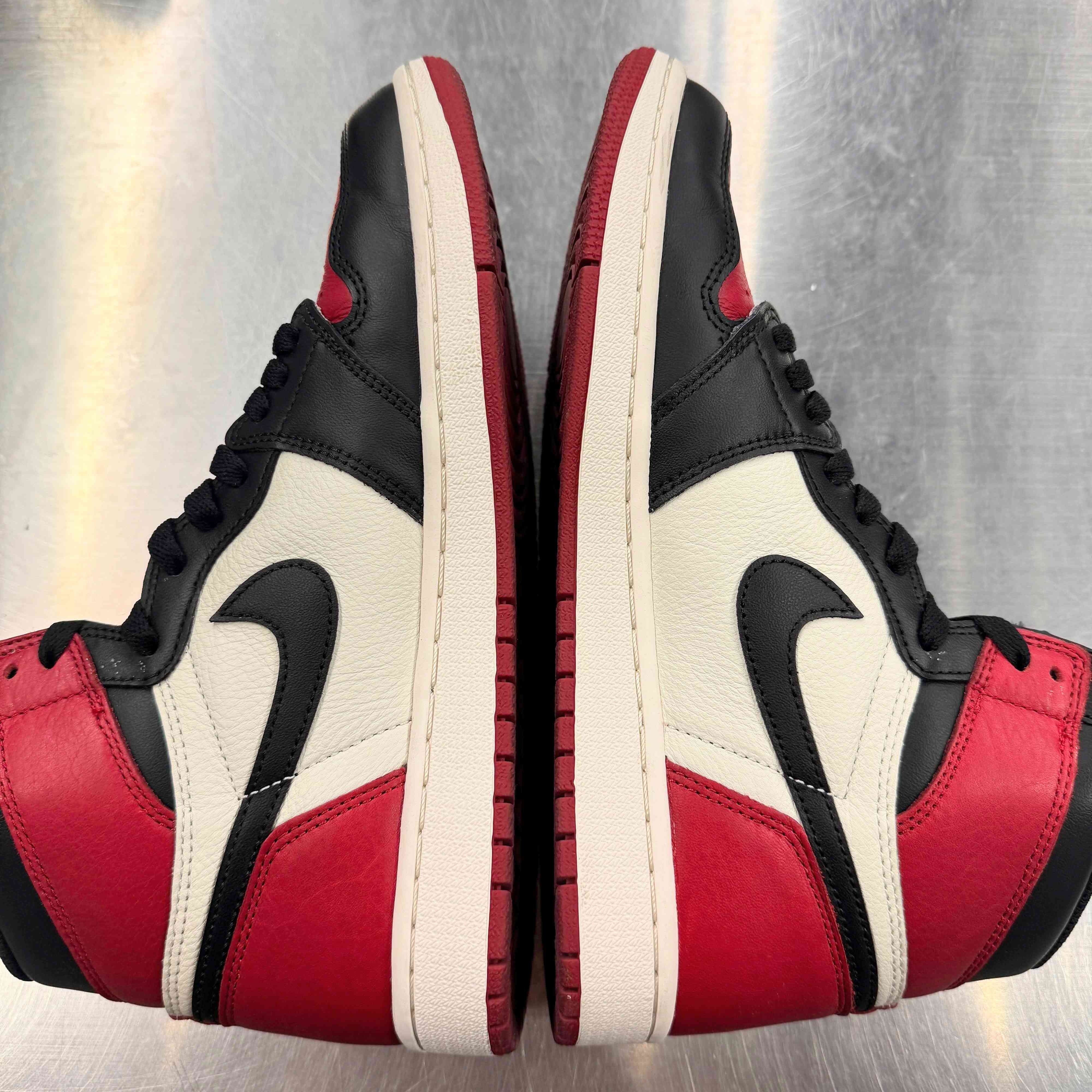 【US8.5】 AIR JORDAN 1 RETRO HIGH OG 555088-610 【USED】