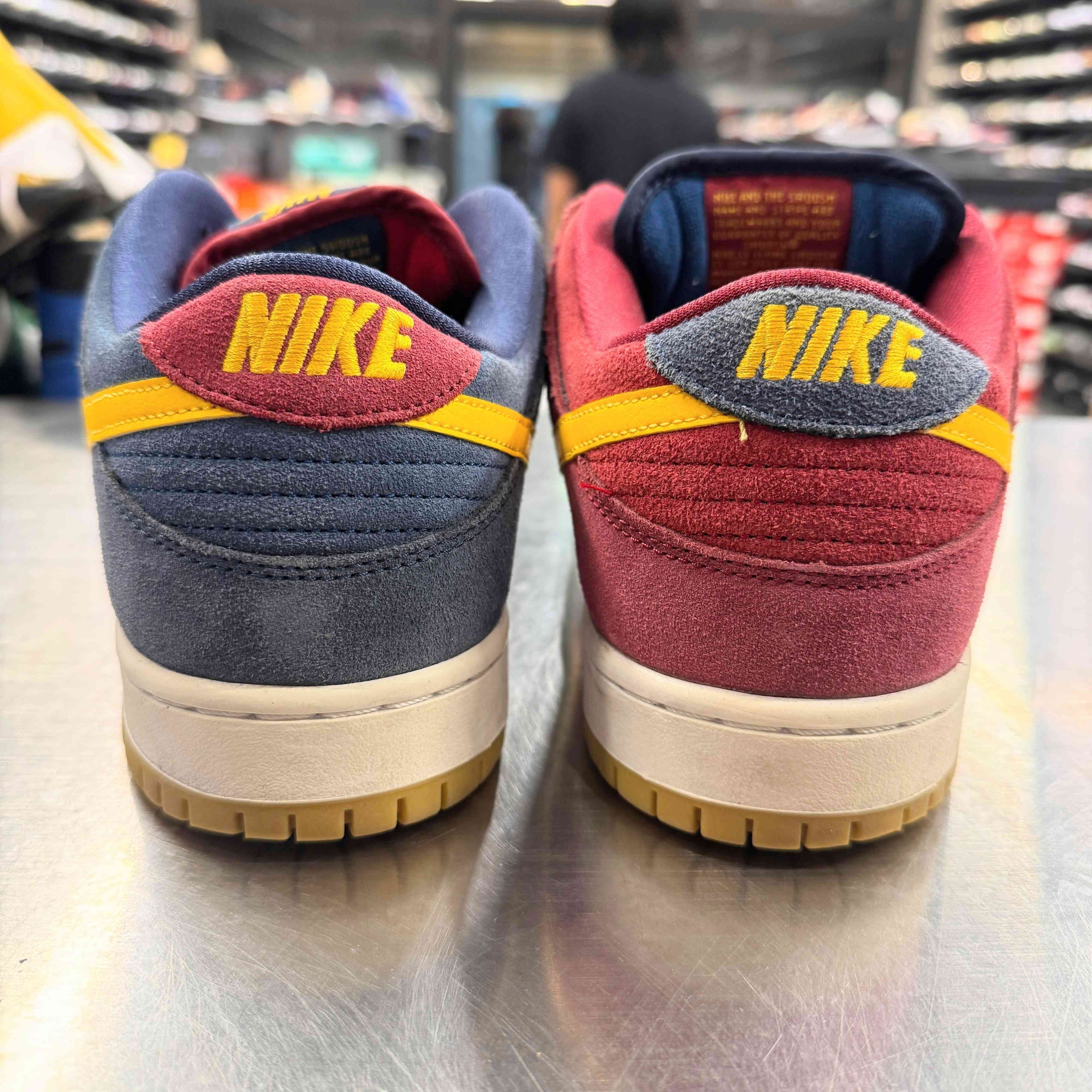 【US10】 NIKE SB SB DUNK LOW PRO PRM Barcelona DJ0606-400 【USED】