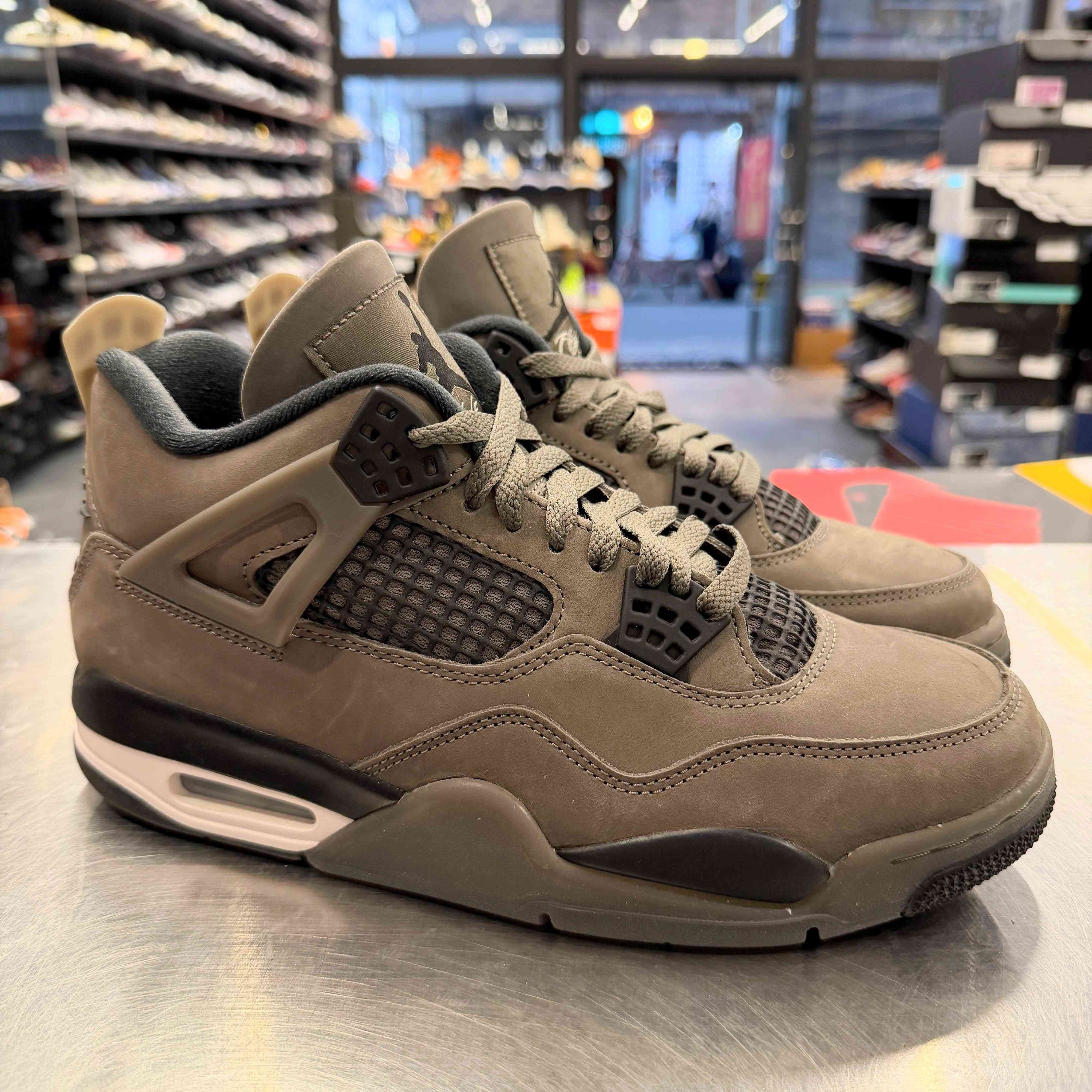 【US9】 AIR JORDAN 4 RETRO FV5029-200 【USED】