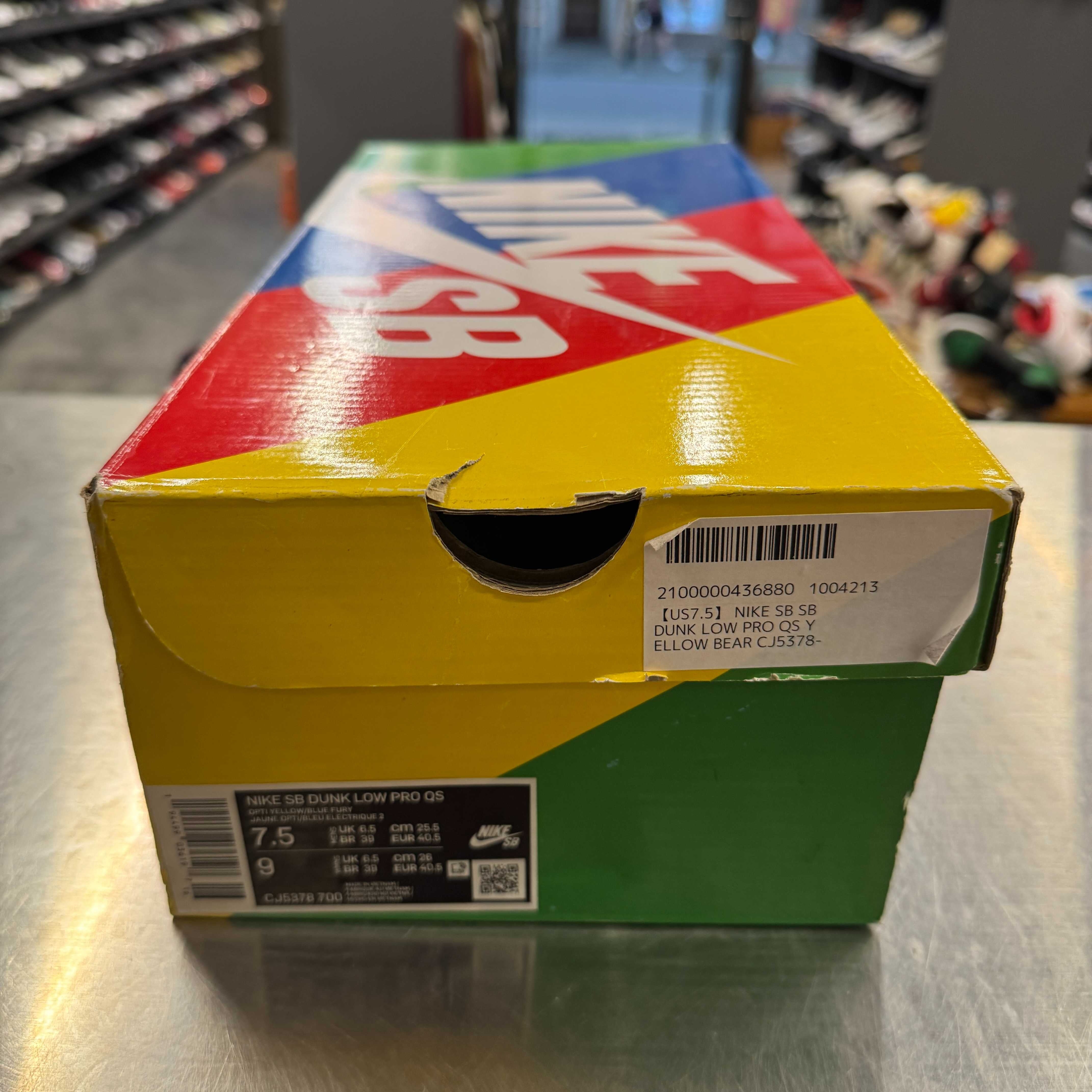 【US7.5】 NIKE SB SB DUNK LOW PRO QS YELLOW BEAR CJ5378-700 【USED】