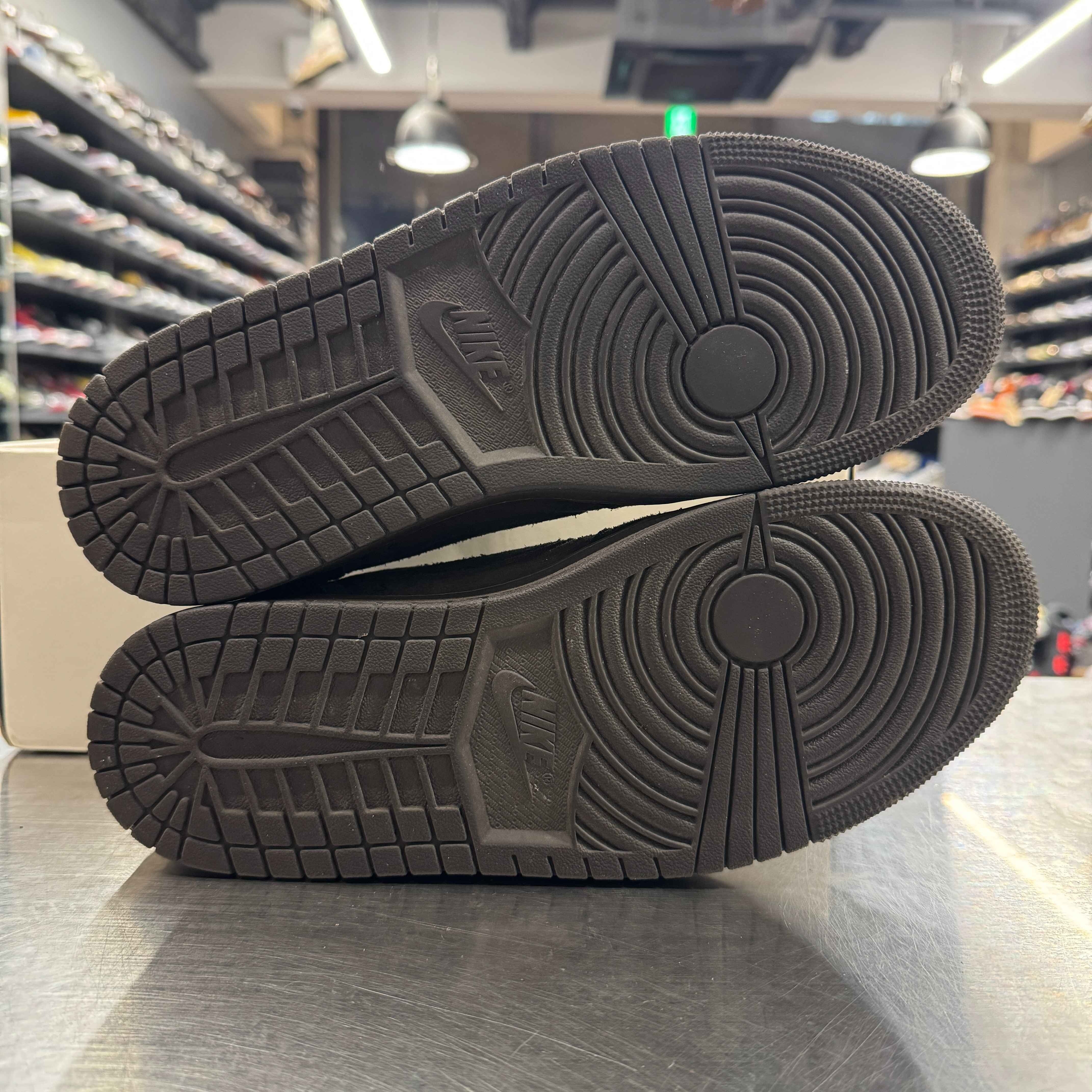 【US9.5】 AIR JORDAN 1 LOW OG SP TRAVIS SCOTT DM7866-202 【USED】