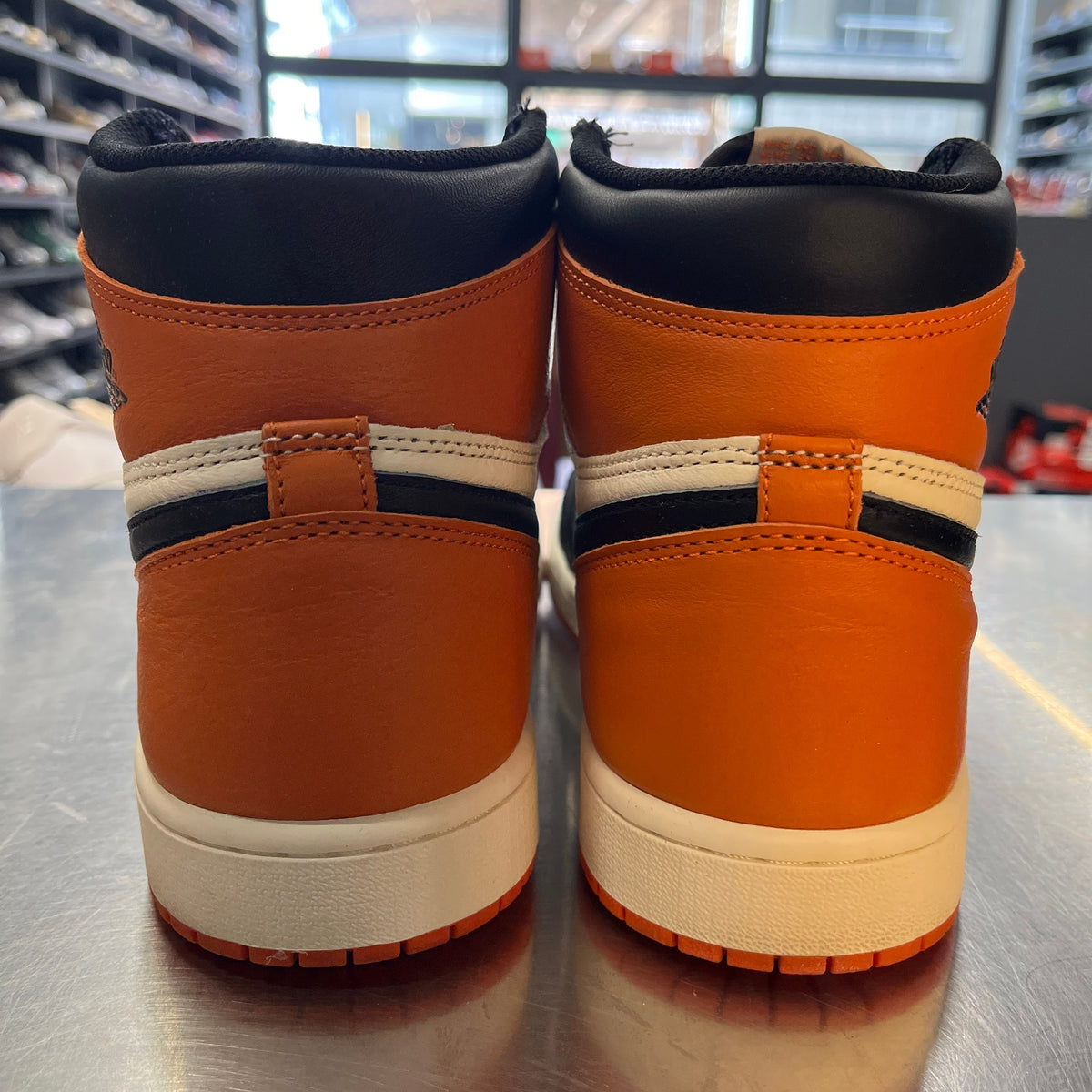 【US10.5】 AIR JORDAN 1 RETRO HIGH OG DZ5485-008 【USED】