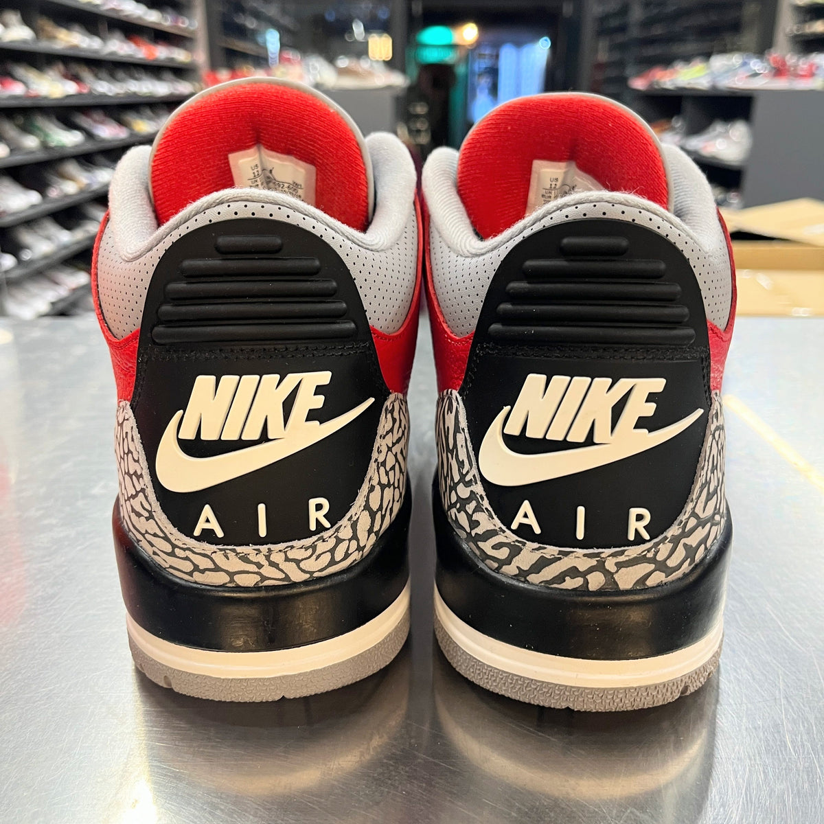 【US12】 AIR JORDAN 3 RETRO CK5692-600 【USED】