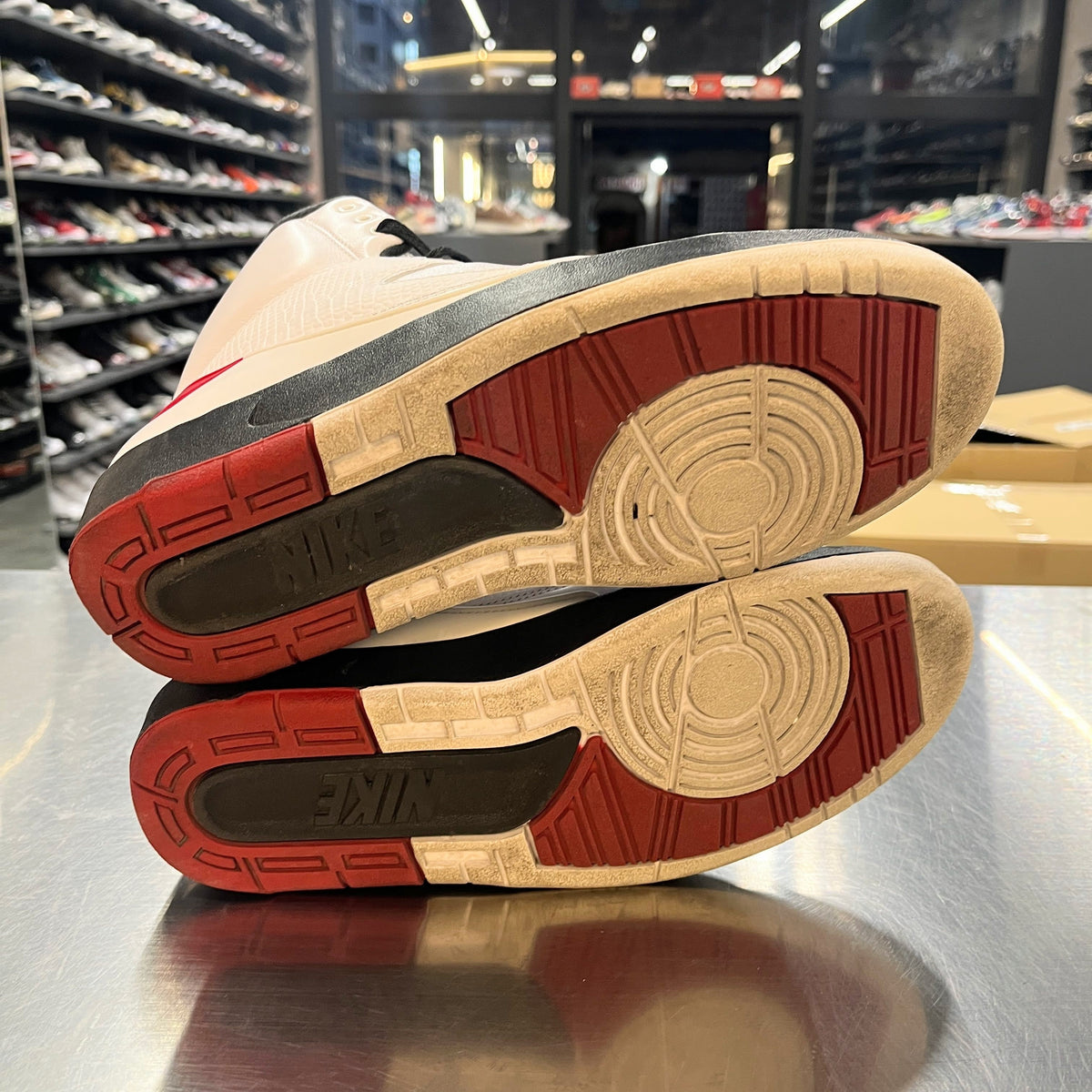 【US8.5】 AIR JORDAN 2 RETRO DX2454-106 【USED】