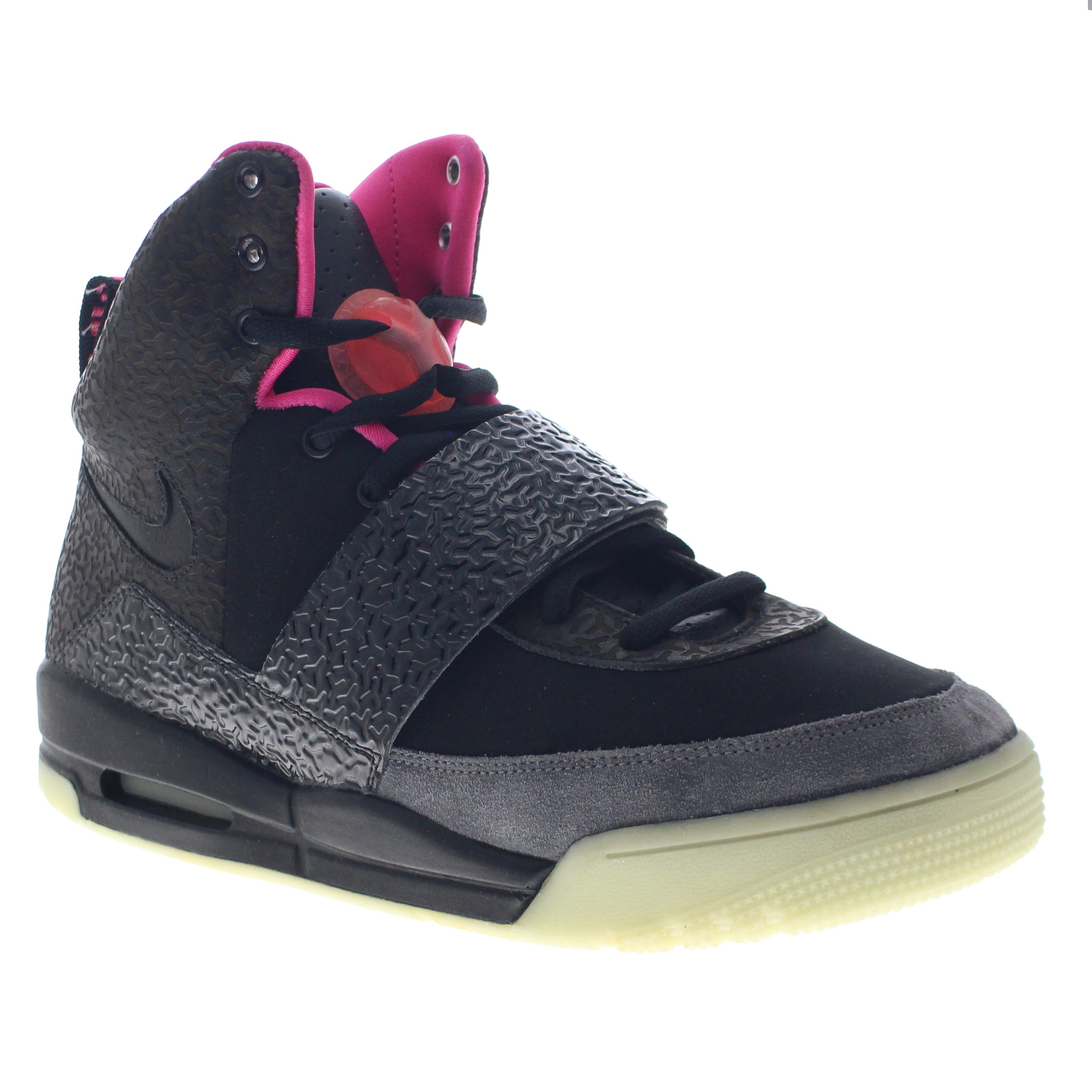 Archives image Nike Air Yeezy 1 “Blink”