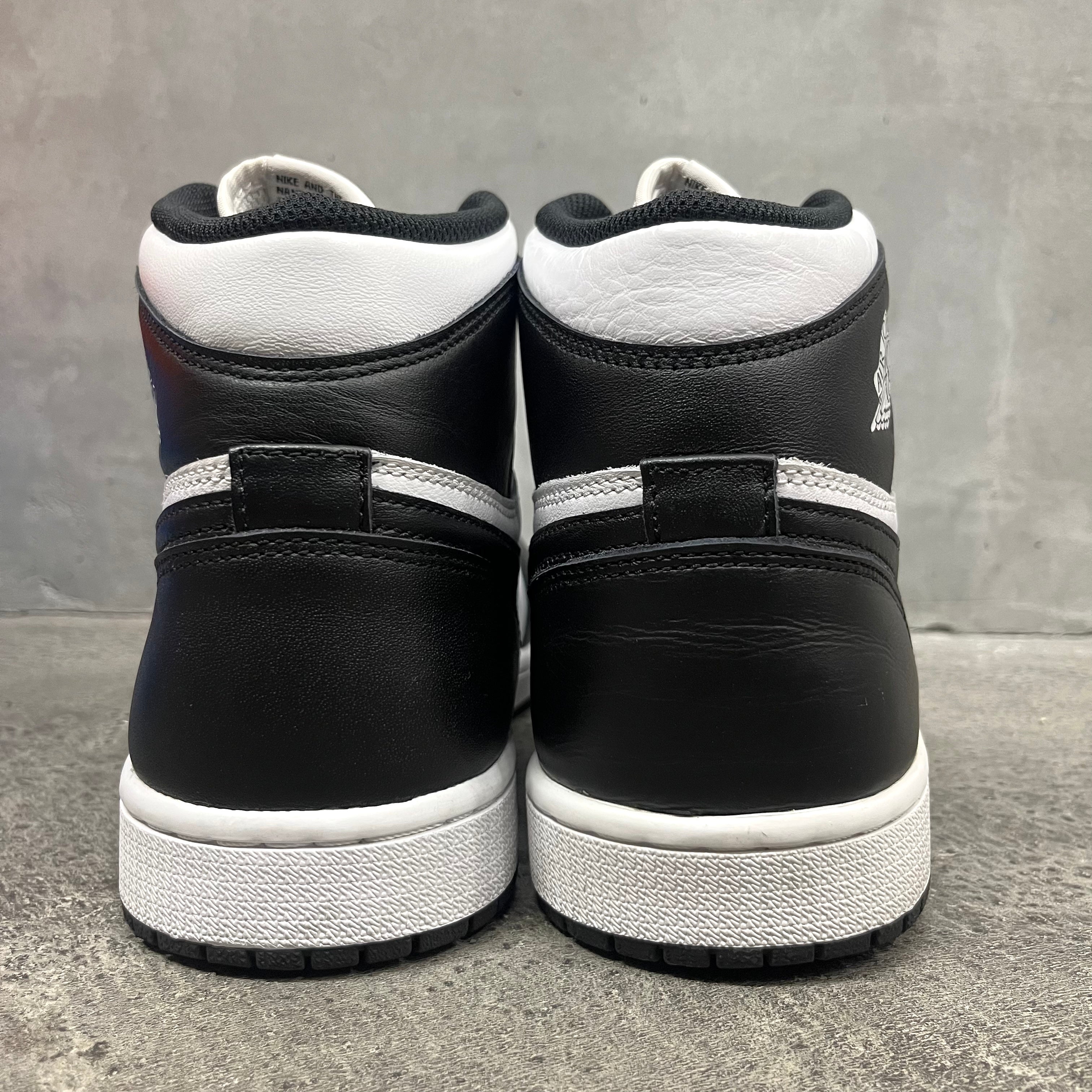 US11】AIR JORDAN 1 RETRO HIGH OG 555088-010