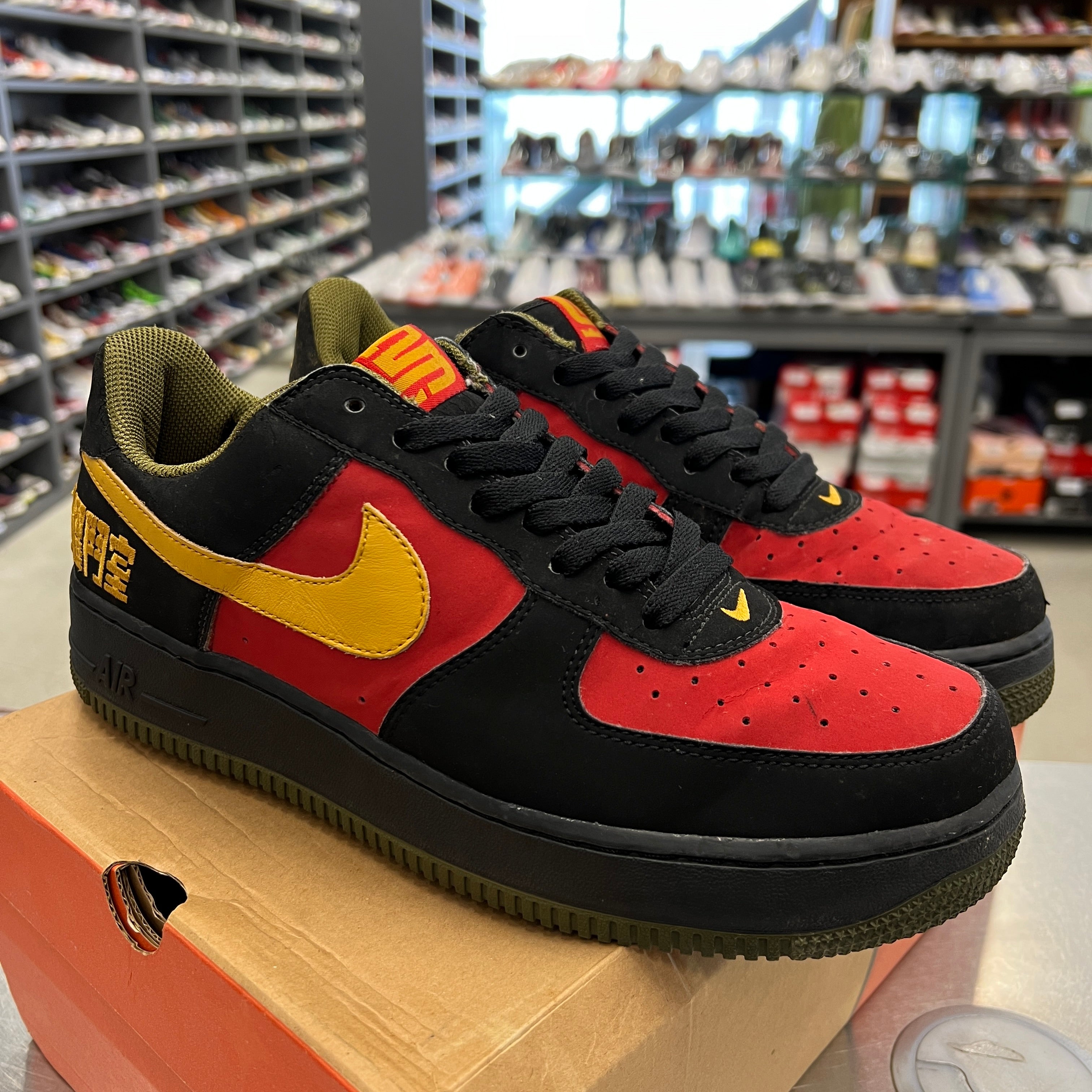 [US9] AIR FORCE 1 "LeBron Chamber of Fear Fearless Warrior" BMB787-M2-C1