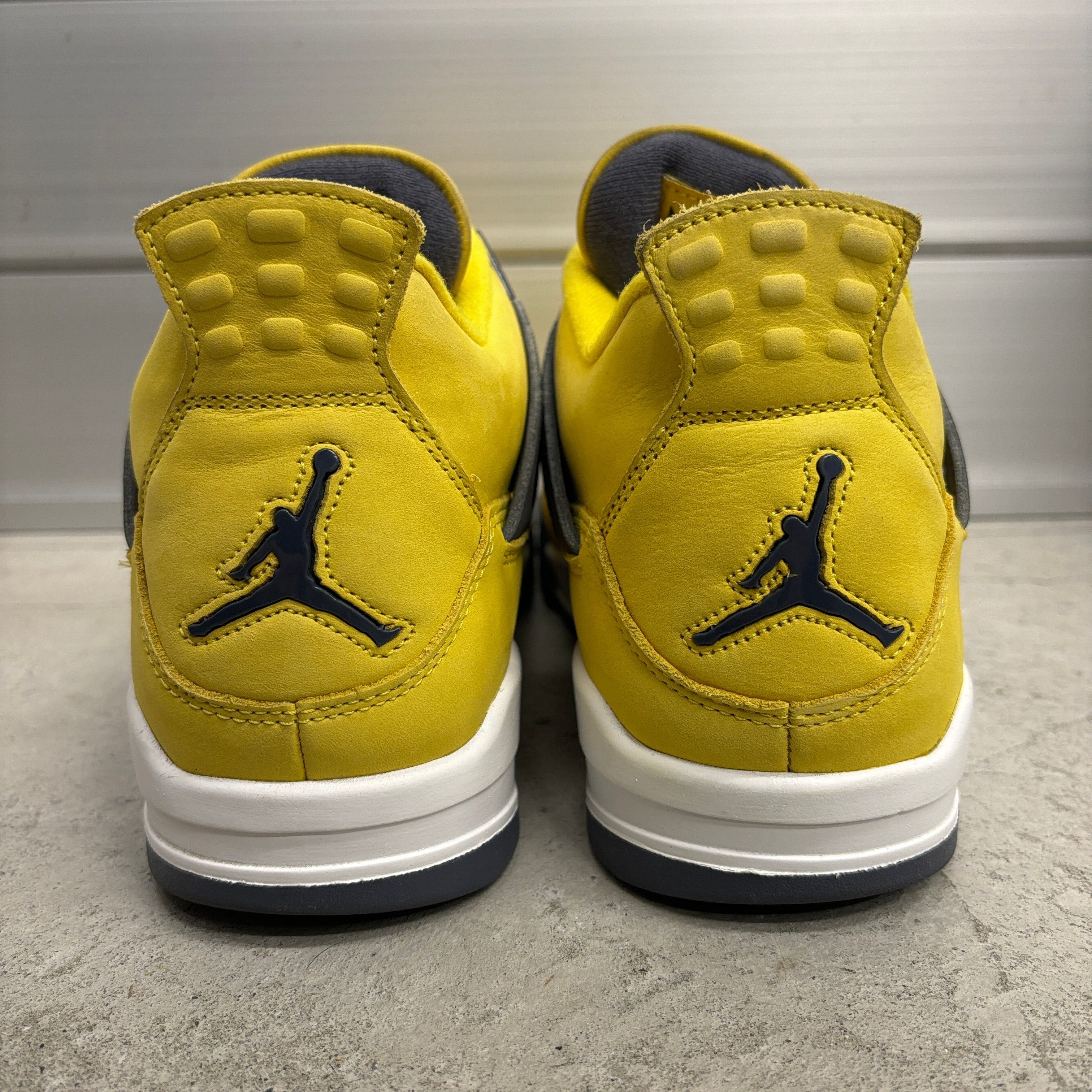 【US11】AIR JORDAN 4 RETRO CT8527-700【USED】