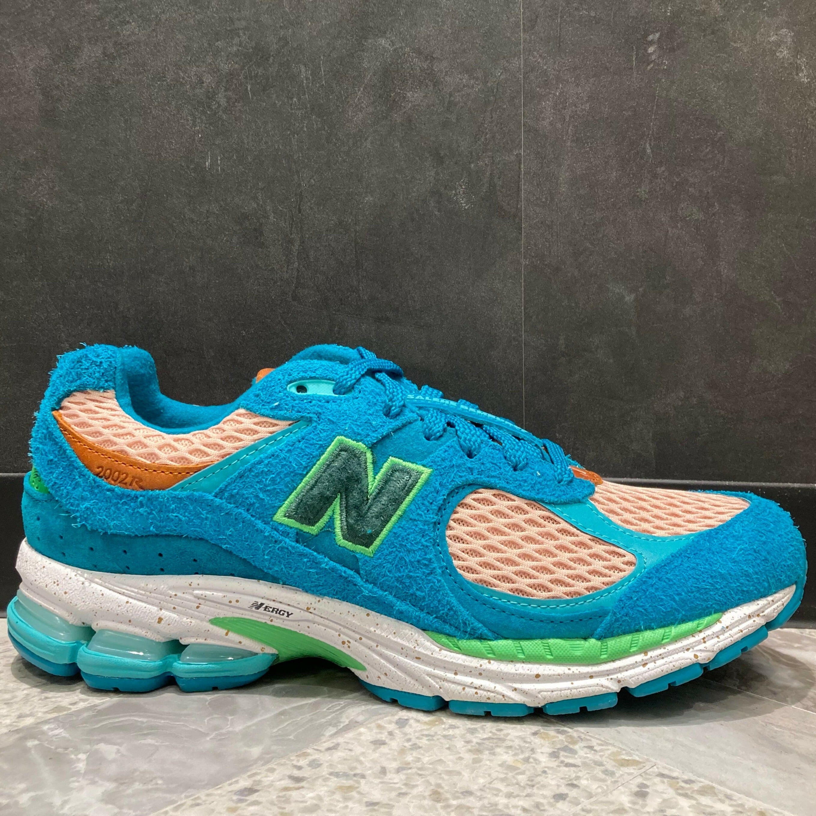 【US8.5】 ML2002RJ "WATER BE THE GUIDE"